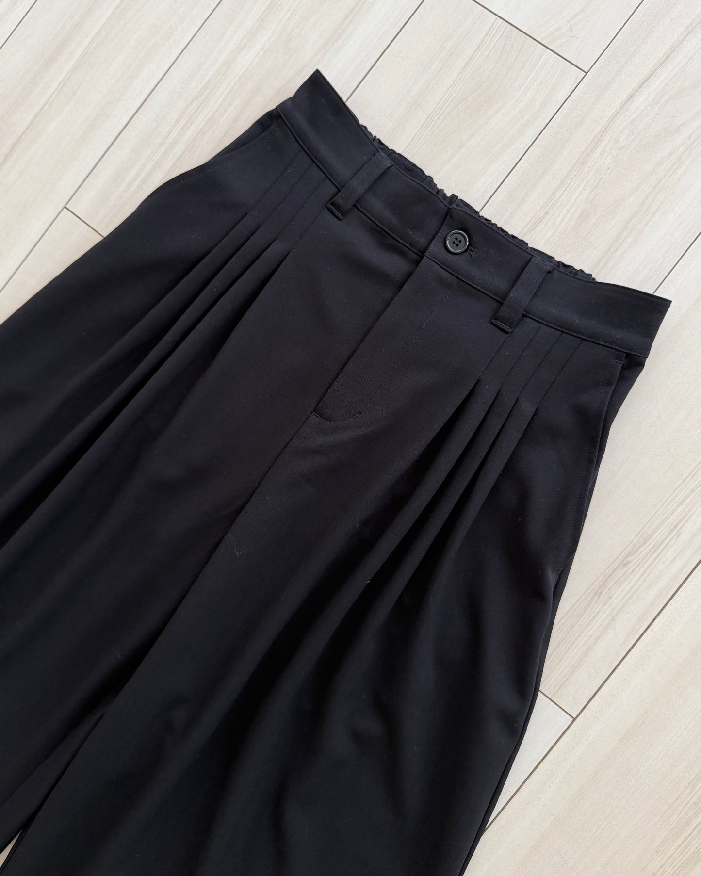 【pre-order】4-Tuck Wide Slacks