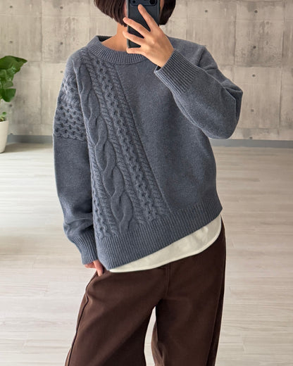 【pre-order】Asymmetric Cable Knit (smoky-blue)