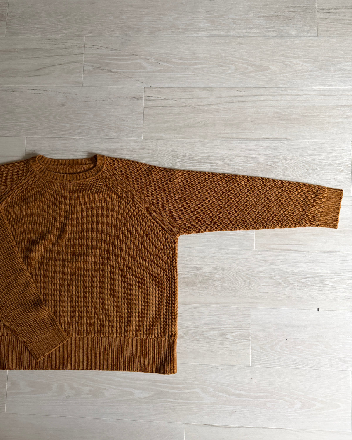 【pre-order】Cashmere Blend Knit (Cobalt Blue)
