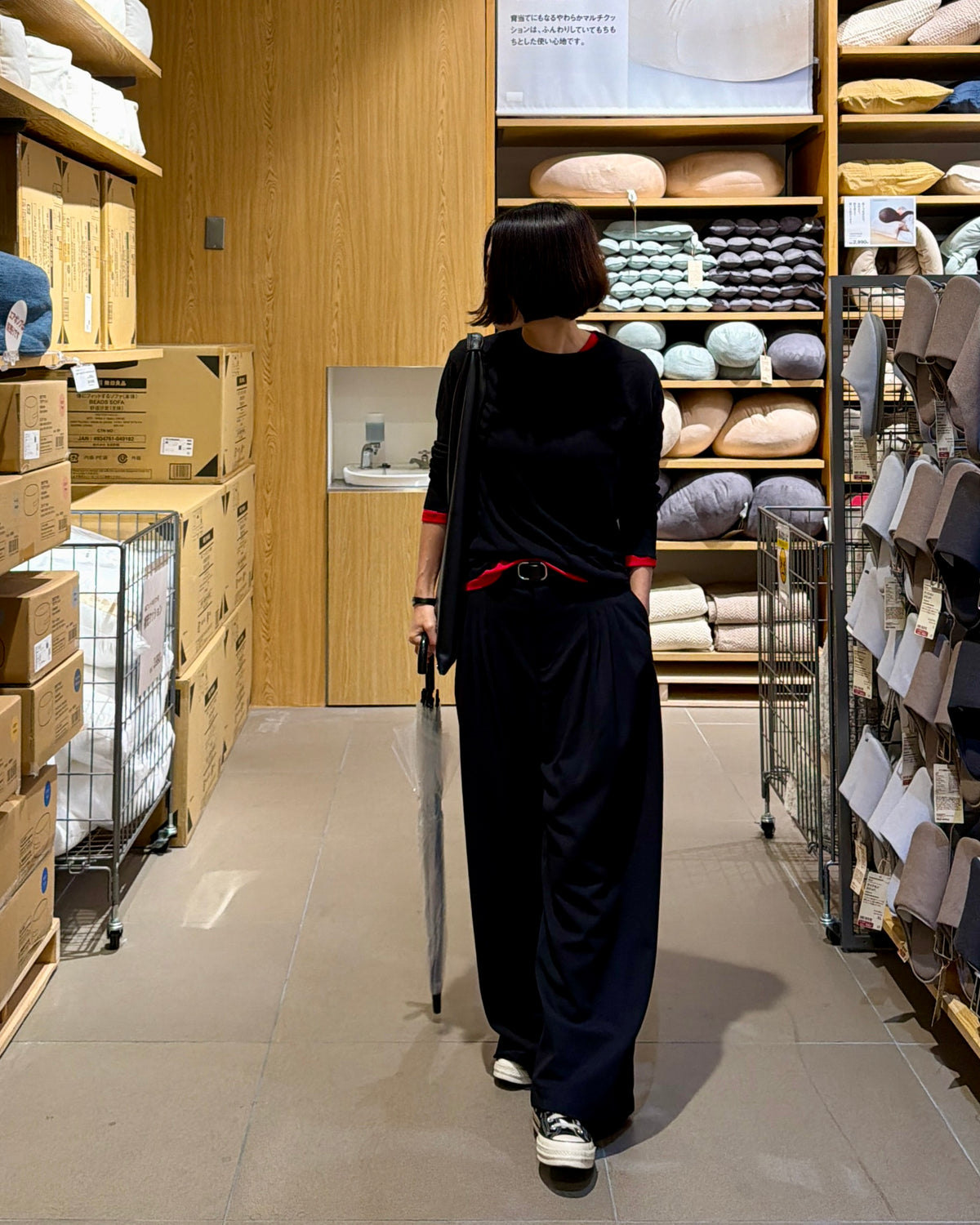 4-Tuck Wide Slacks