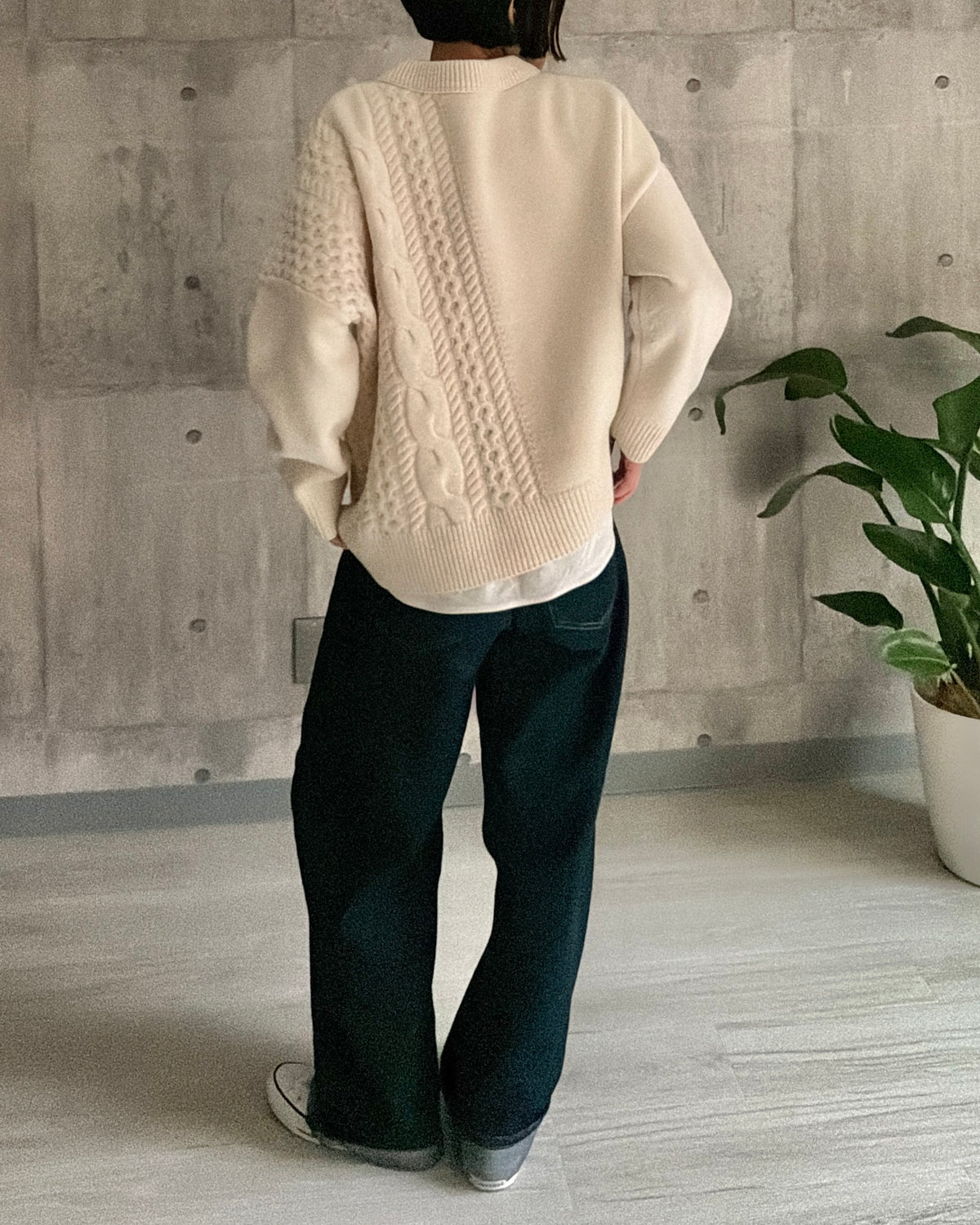 【pre-order】Asymmetric Cable Knit (smoky-blue)