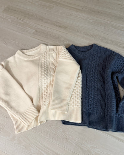 【pre-order】Asymmetric Cable Knit (smoky-blue)