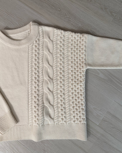 【pre-order】Asymmetric Cable Knit (smoky-blue)