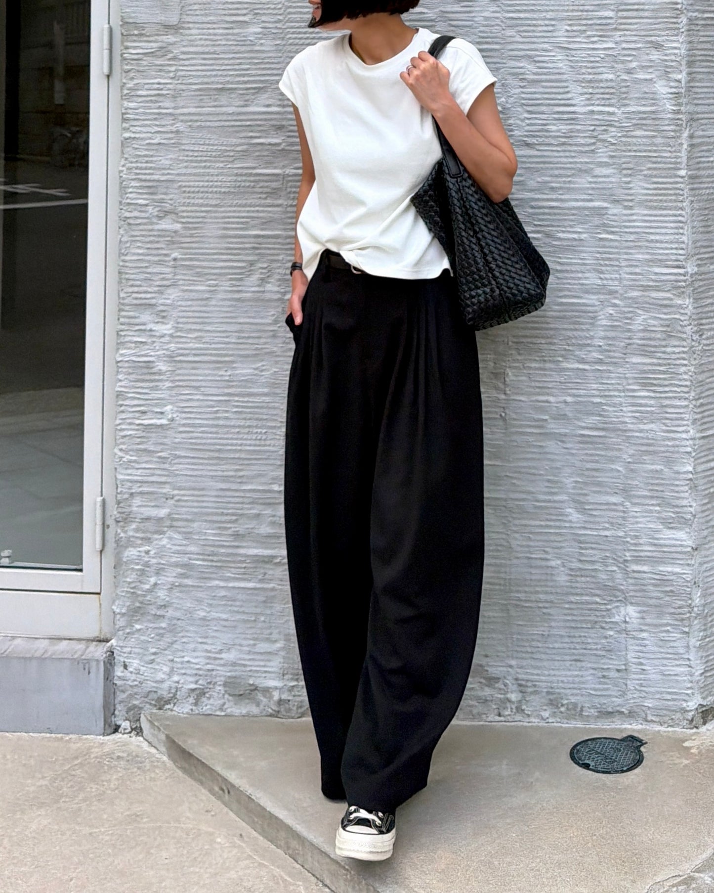 【pre-order】4-Tuck Wide Slacks