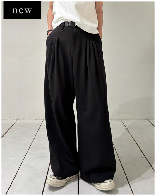 【pre-order】4-Tuck Wide Slacks